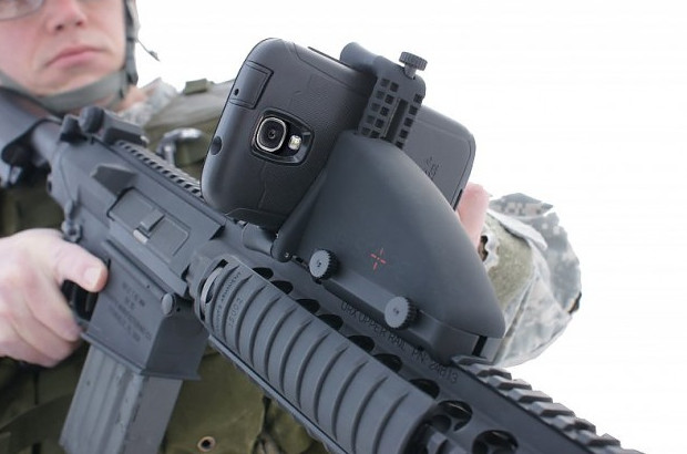 Система InteliScope Pro превращает смартфон в оружейный прицел - «Гаджеты»