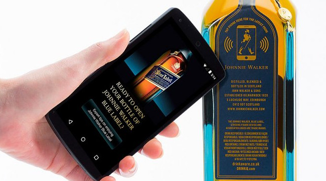 «Говорящая» бутылка виски расскажет о своём пути до прилавка магазина - «Гаджеты»