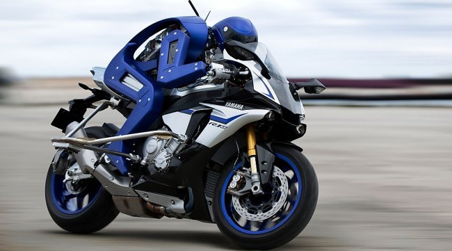 Yamaha представила беспилотный мотоцикл Motobot - «Роботы»