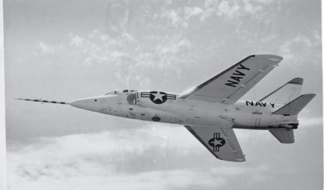 Американский сверхзвуковой истребитель F-11 Tiger однажды сбил сам себя - «Техника»