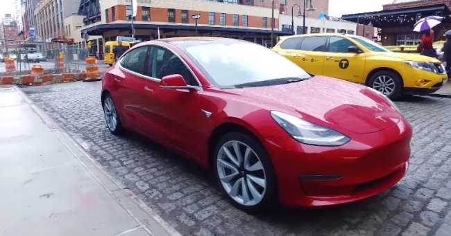 Цена на Tesla Model 3 снизилась до $45 000. Стартовал выпуск новой версии электромобиля - «Транспорт»