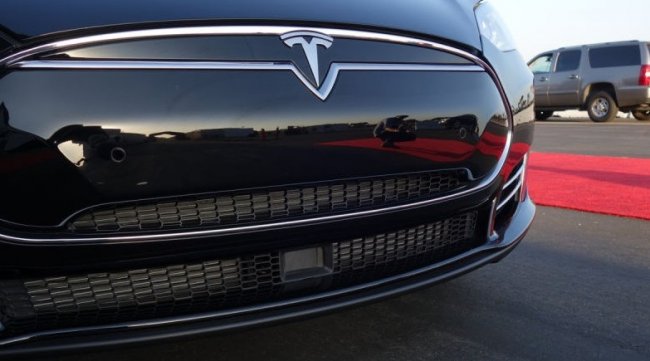 Маск: Tesla выпустит полноценный автопилот через 3-6 месяцев - «Транспорт»