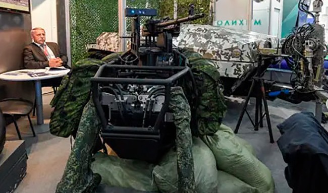 Российские шагающие роботы: в чем их особенности и зачем они нужны армии - «Роботы»