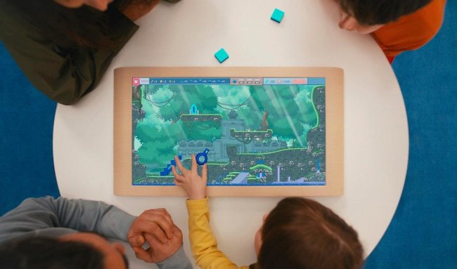 Настольная цифровая консоль Board создана для игр и общения всей семьей - «Гаджеты»