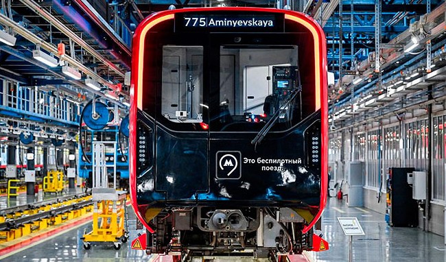 В Москве уже тестируют первый беспилотный состав метро - «Техника»