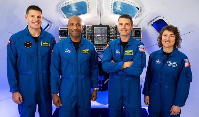 NASA разрешило астронавтам брать в космос смартфоны - «Космос»