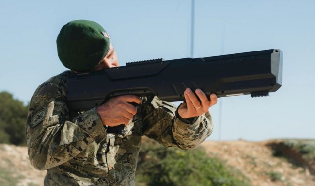 Американская Lyocon разработала лазерный излучатель для ослепления дронов - «Оружие»