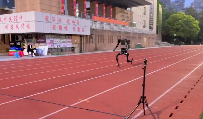 Китайский робот H1 от Unitree Robotics почти побил мировой рекорд Усейна Болта - «Роботы»