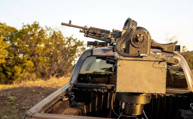 Роботизированная боевая система Bullfrog M240 может самостоятельно отслеживать и выцеливать людей - «Оружие»